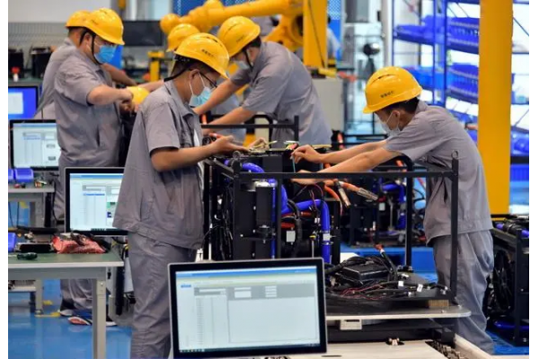 商用赛道拥堵，工业赛道通畅，多元氢能应用生态待构建